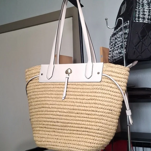 Kate Spade Tan and Cream Woven Tote - Picture 5 of 13
